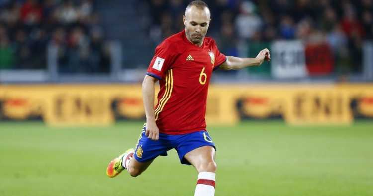 Andres Iniesta announces international retirement