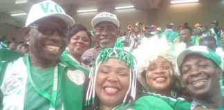Nigeria&rsquo;s supporters club caught fighting at Uyo Airport over traveling arrangement to Tunisia [VIDEO]