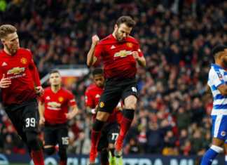 Manchester United 2-0 Reading: Watch Sanchez accidentally sit in Solskjaer&rsquo;s seat and driven away