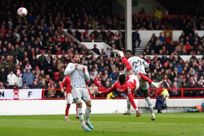 Super Eagles Striker Can&rsquo;t Keep Calm After Meeting Brazilian Icon