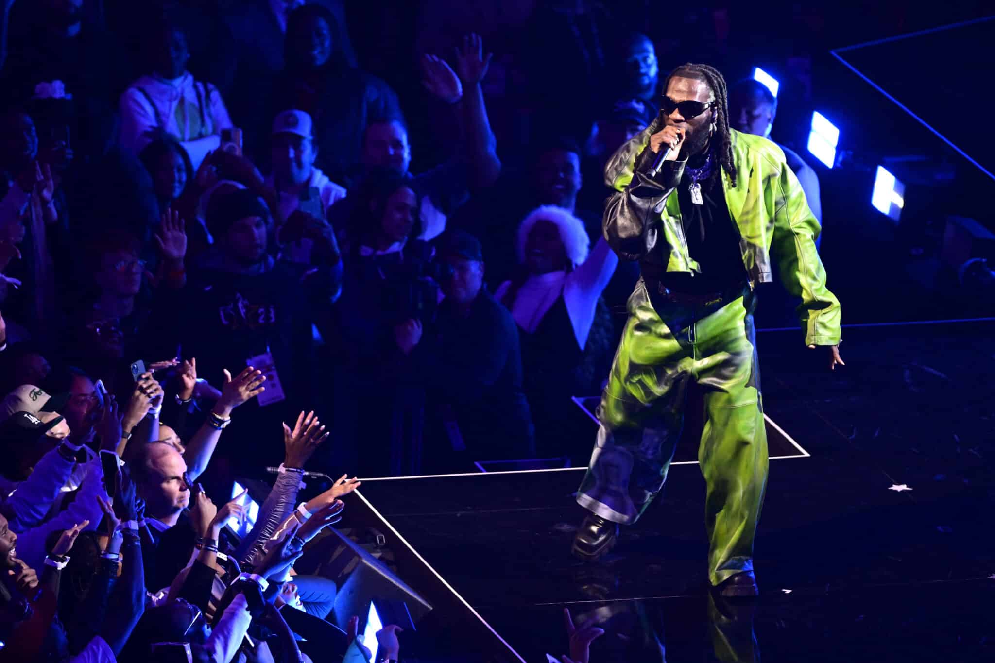 UCL final kick-off show