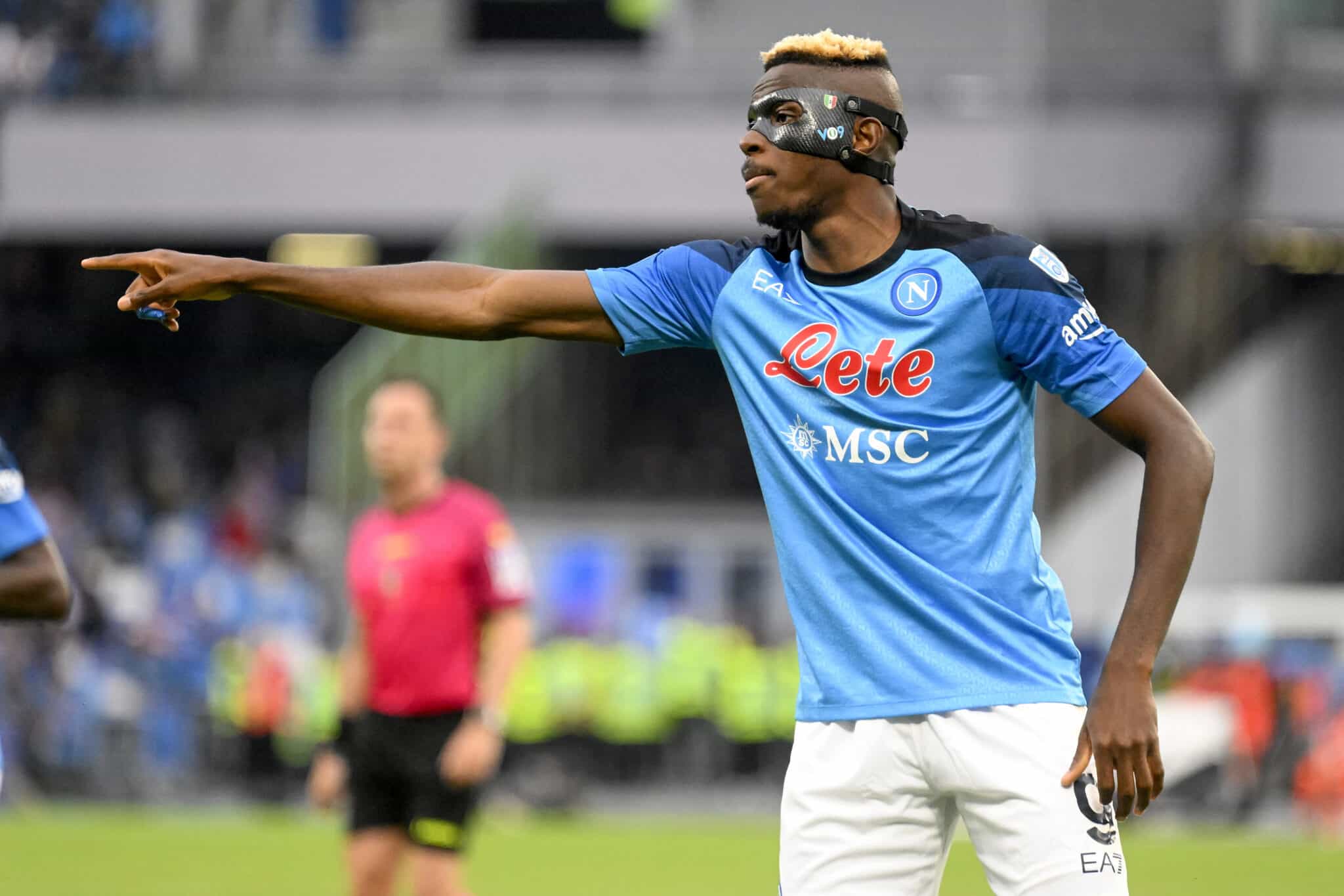 Victor Osimhen barks orders