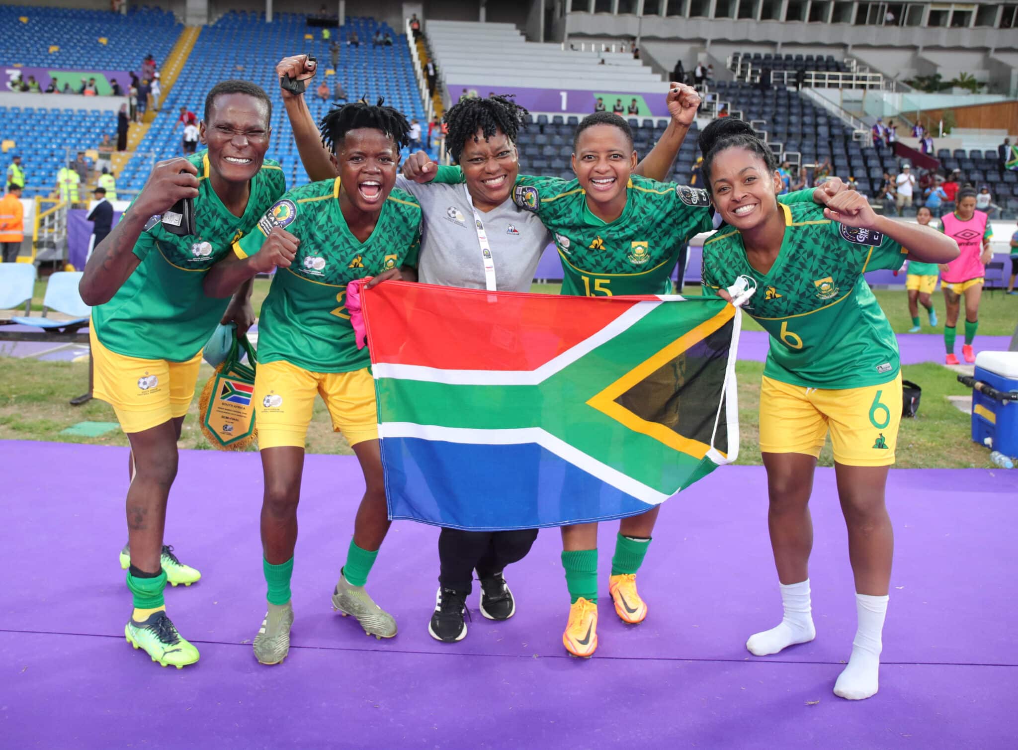 Noko Matlou celebrates South Africa with her teammates