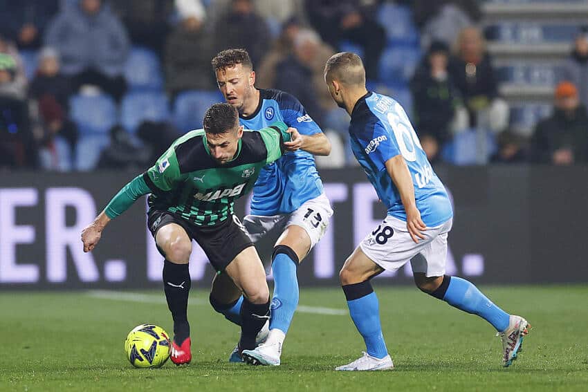 Players in action, Napoli vs Sassuolo