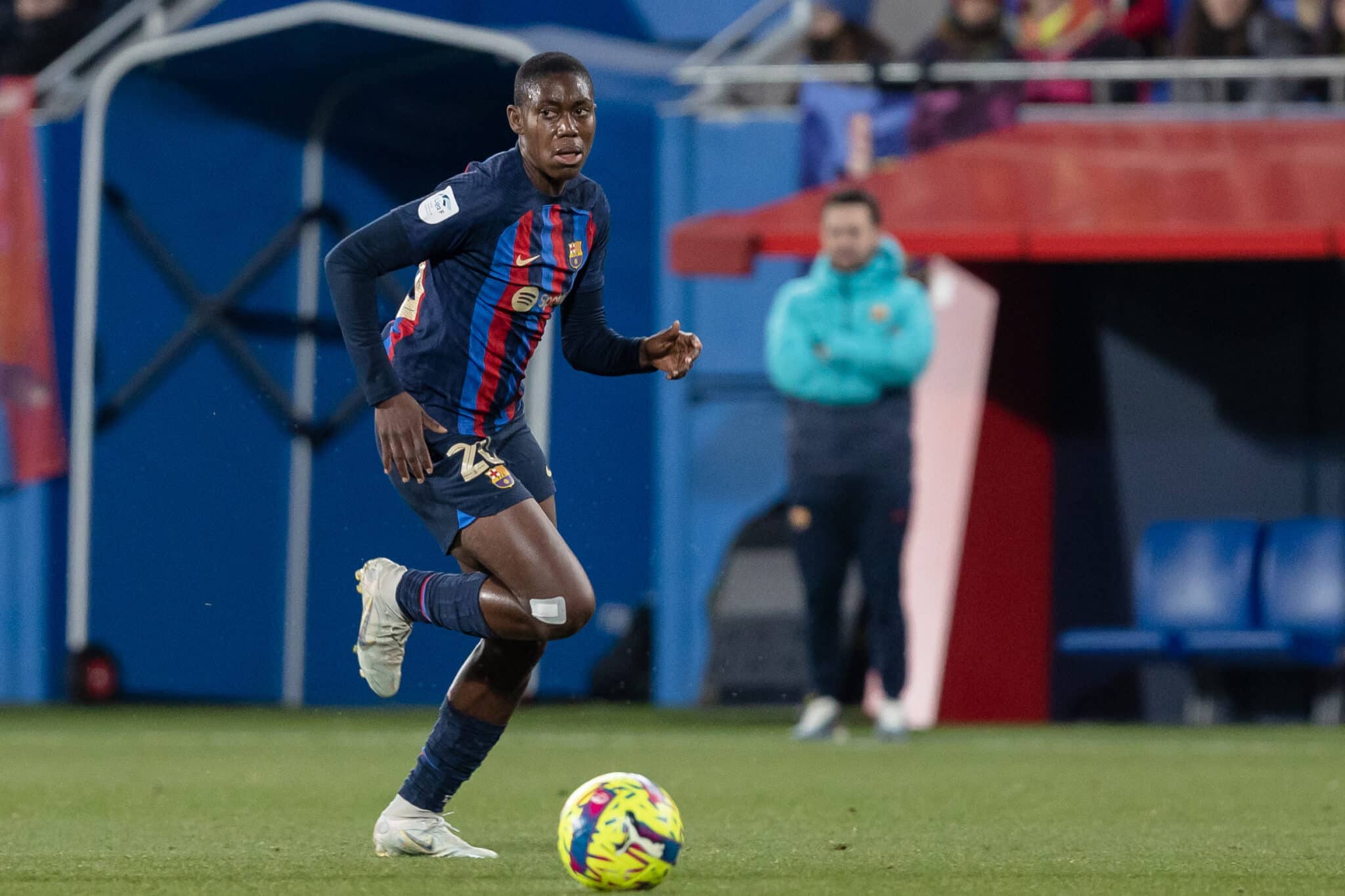 Asisat Oshoala looks forward for FC Barcelona