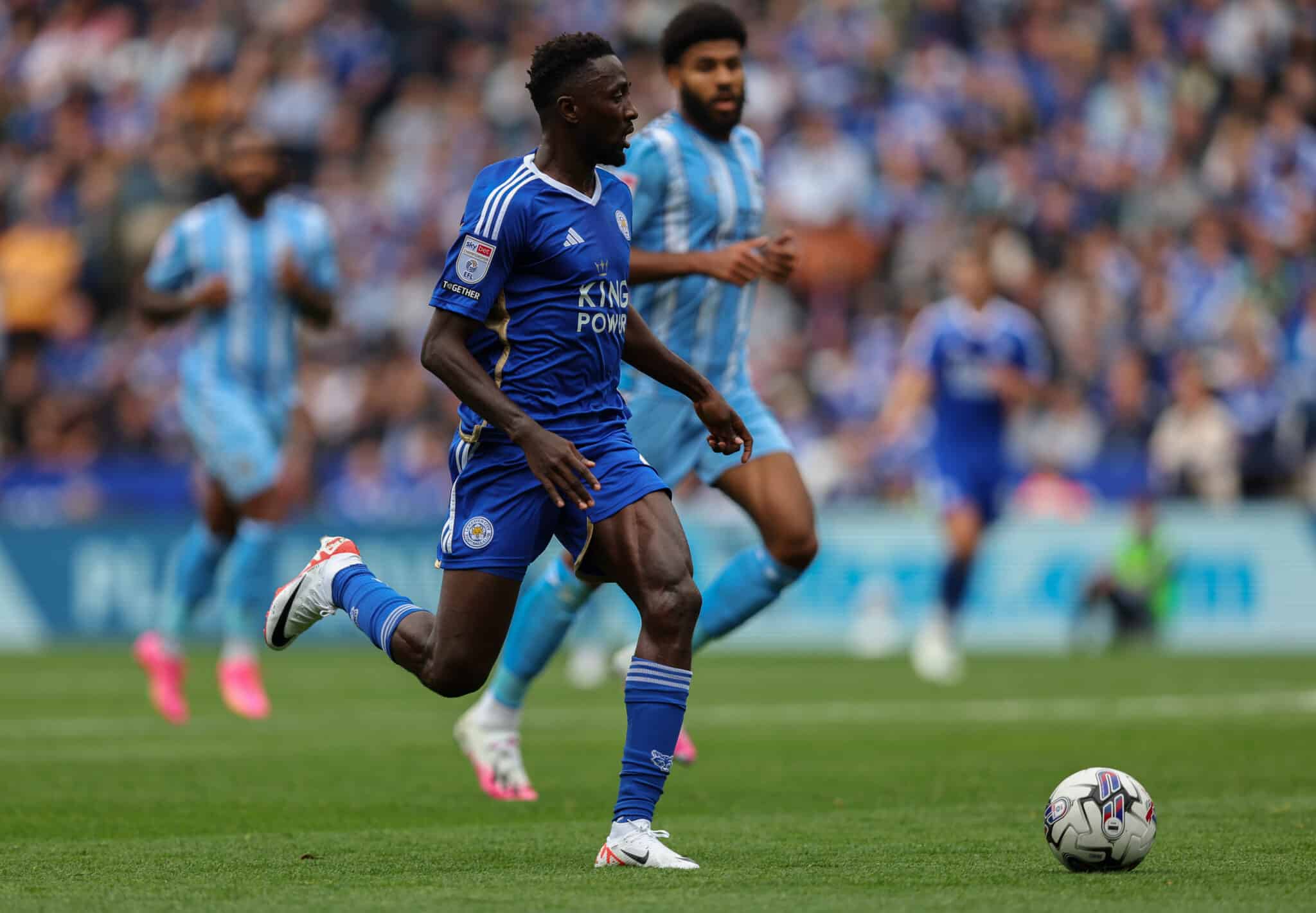 Wilfred Ndidi in action against Coventry City