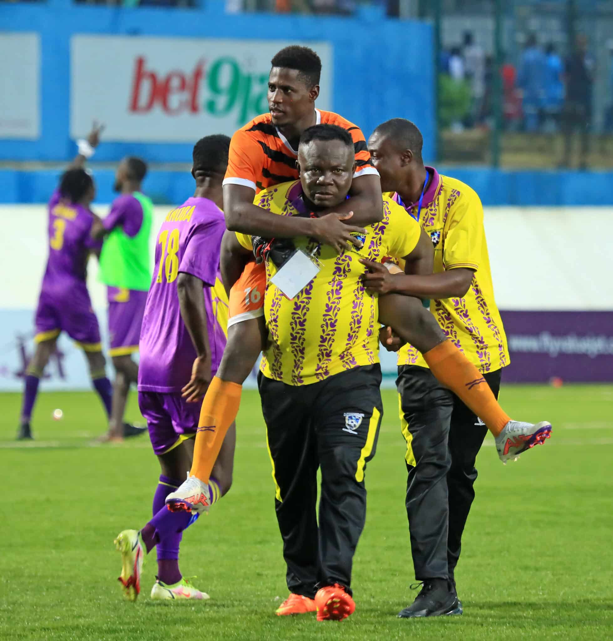 medeama celebrate group stage qualification