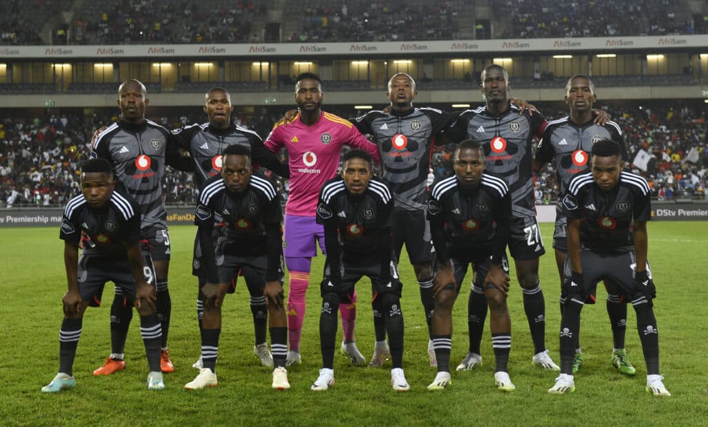 Pirates vs Sundowns: Mamelodi soar 1-0 over Orlando in PSL clash 2 Orlando Pirates Team Picture during the DStv Premiership 2023/24 match between Orlando Pirates and Mamelodi Sundowns