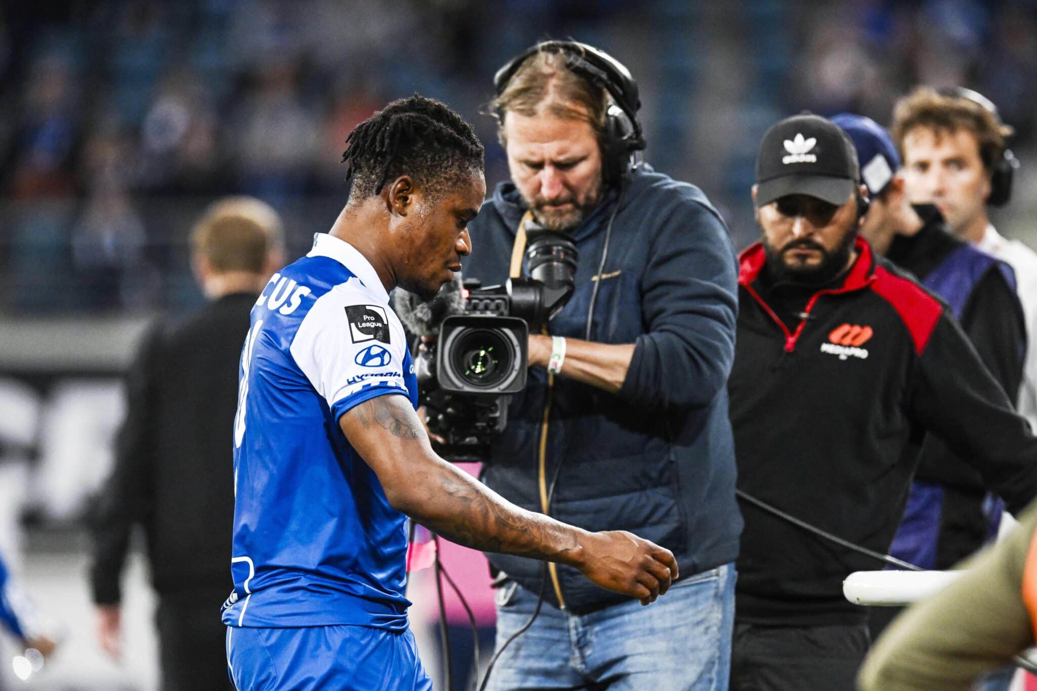 gift orban after his red card