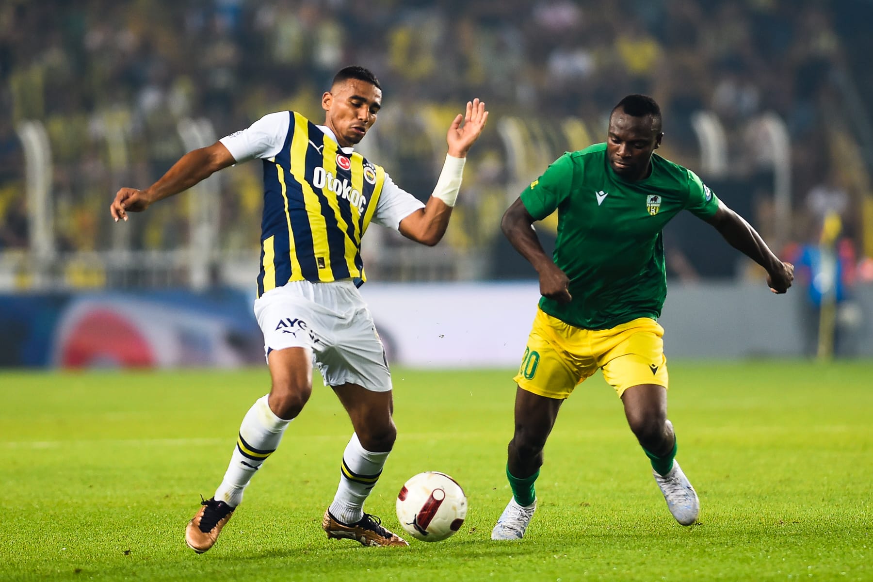 Icon Fenerbahce v Zimbru t26723 132