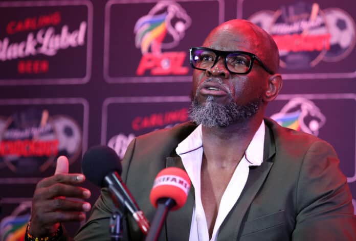 Steve Komphela weighs in on Mamelodi Sundowns tight roster