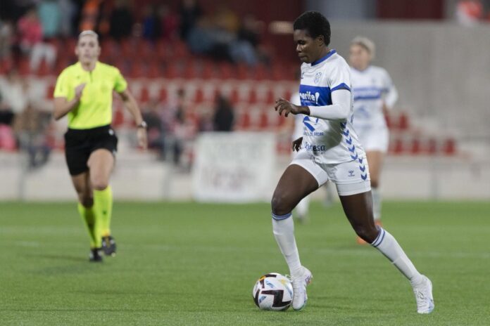 Gift Monday &ndash; Salary, net worth, boyfriend, house