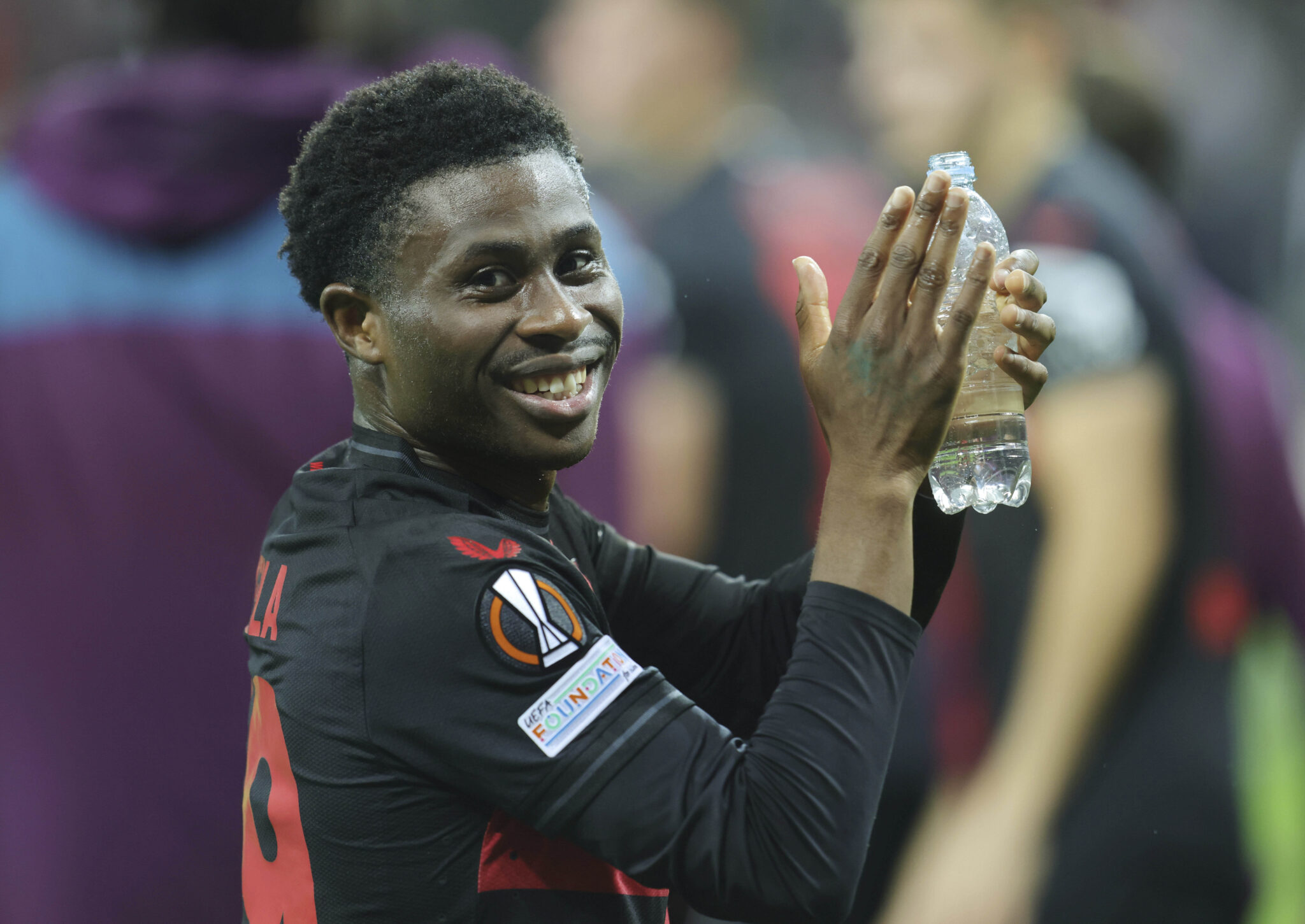 Nathan Tella gesture during a game 