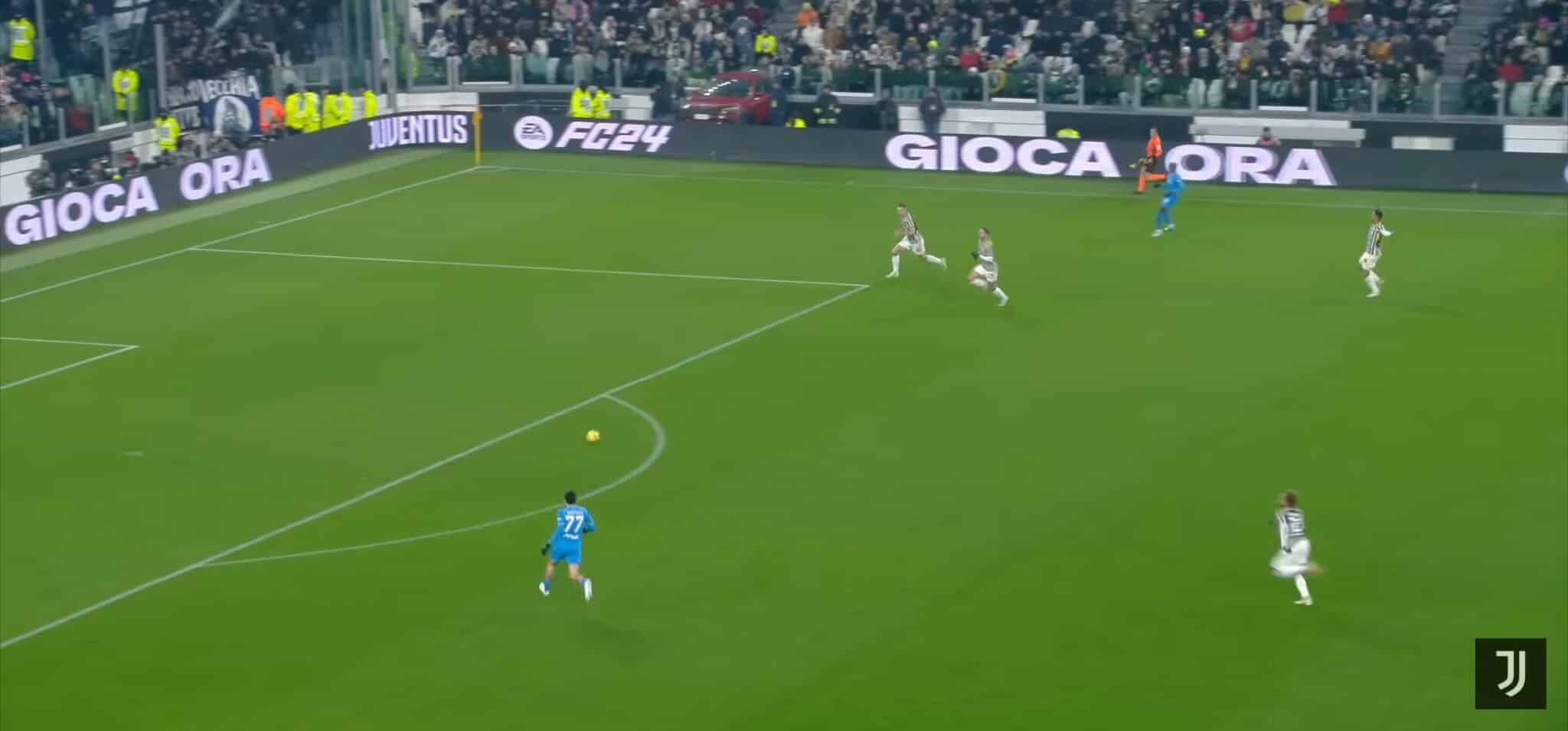 Osimhen passing the ball to teammate