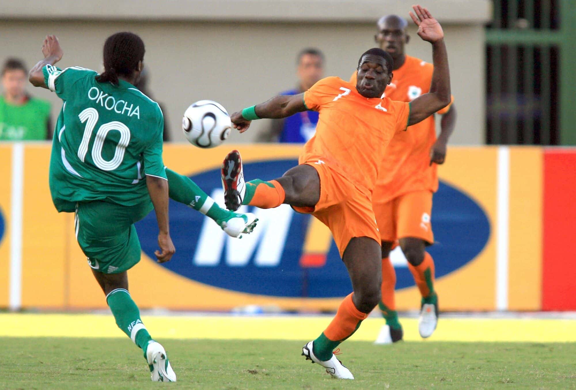 Jay Jay Okocha in action for the Super Eagles vs Ivory Coast 