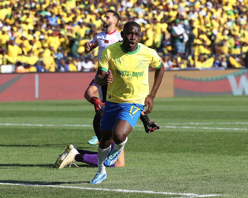 Aubrey Modiba in action for Mamelodi Sundowns