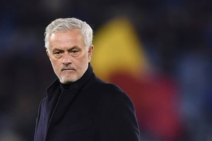 Jose Mourinho throws weight behind Peseiro, Nigeria