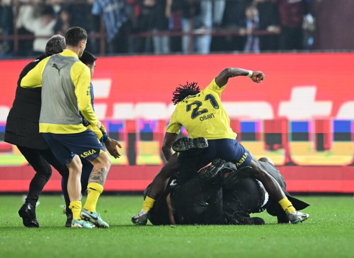 Bright Osayi-Samuel involved in an on-pitch chaos in Turkey