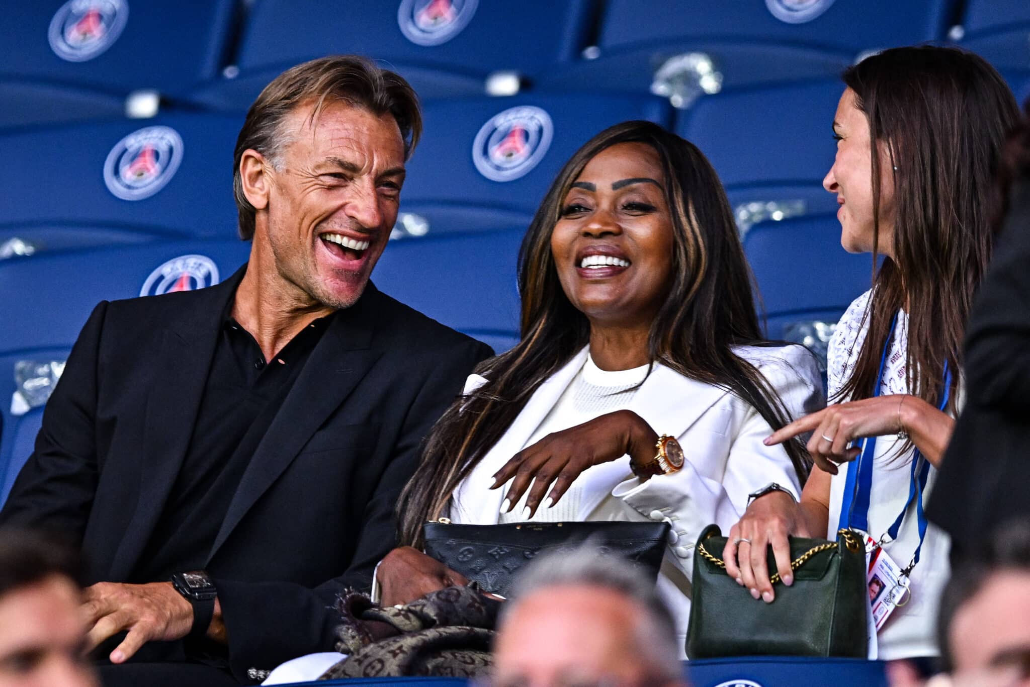 Herv&Atilde;&copy; Renard and Viviane Dieye