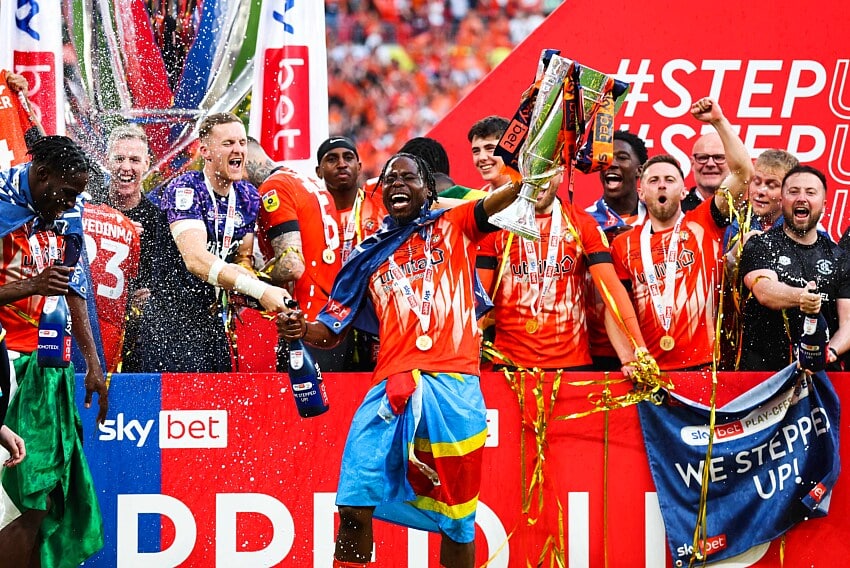 Gabriel Osho celebrates with his teammates