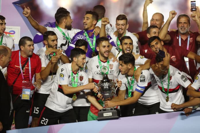 USM Alger, CAF Confederation Cup champions