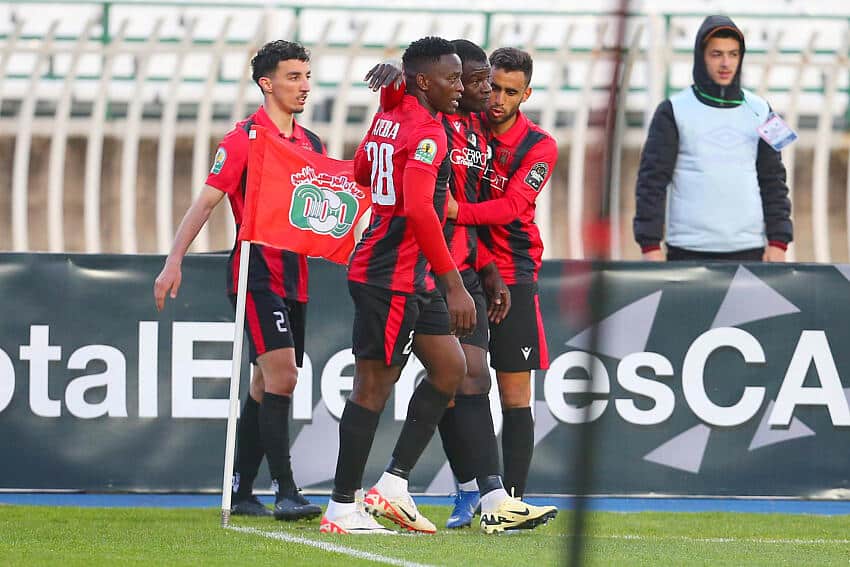 Abdoulaye Kanou in action for USM Alger