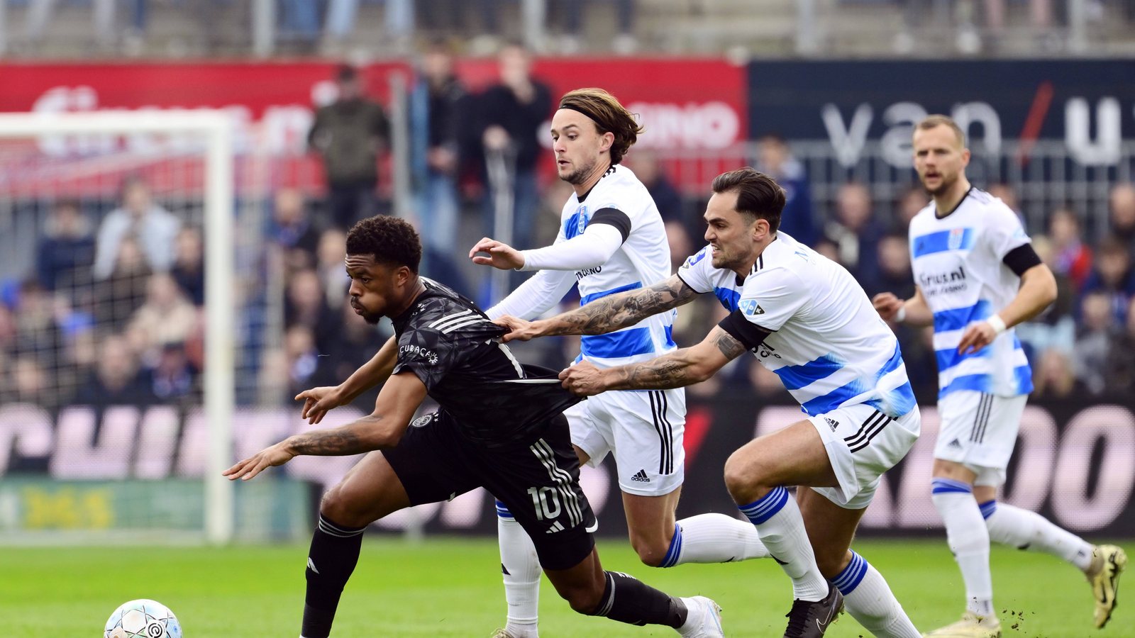 Everton and Fulham interested in Frank Onyeka